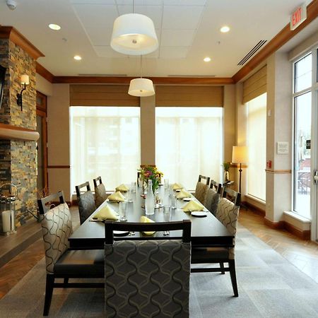 Hilton Garden Inn Clifton Park Bagian luar foto