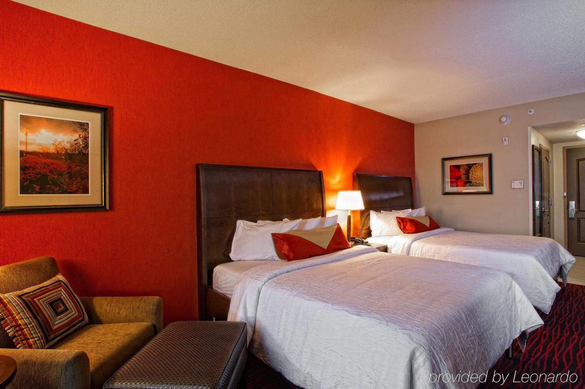 Hilton Garden Inn Clifton Park Bagian luar foto