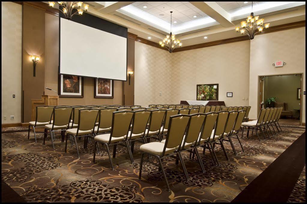 Hilton Garden Inn Clifton Park Bagian luar foto
